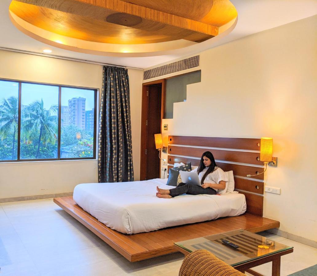 Hotel Jewel Of Chembur Mumbai Exteriör bild