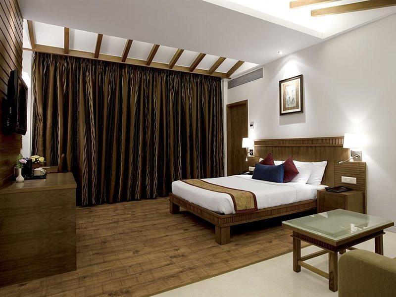 Hotel Jewel Of Chembur Mumbai Exteriör bild