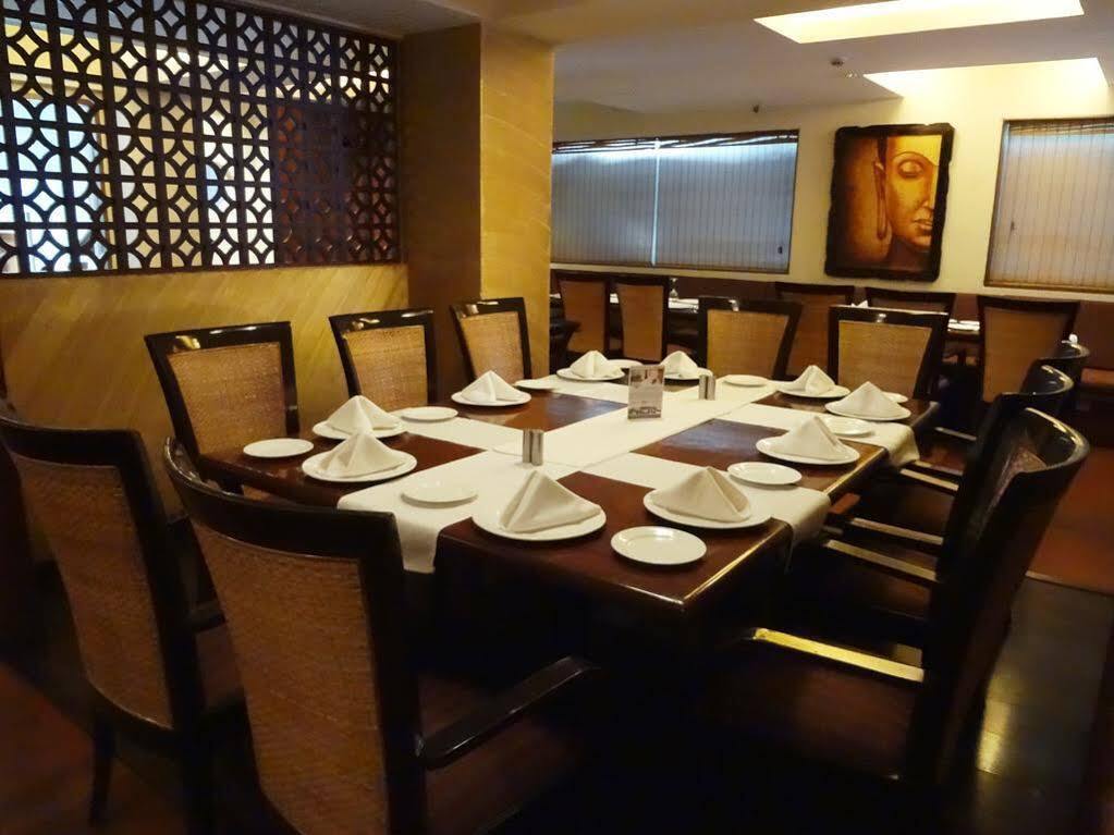 Hotel Jewel Of Chembur Mumbai Exteriör bild