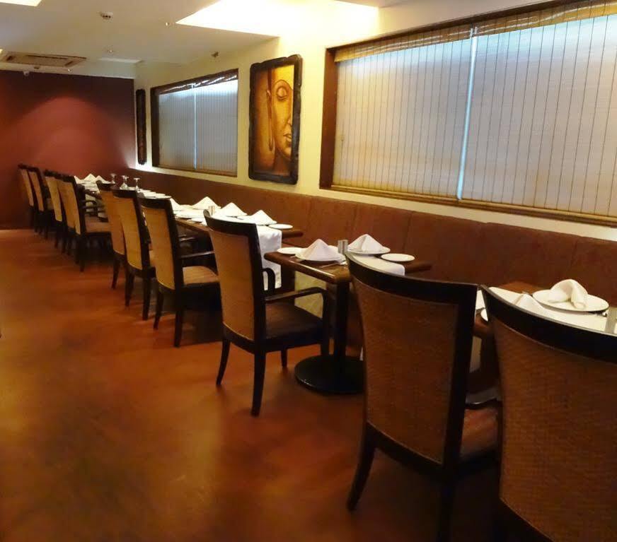 Hotel Jewel Of Chembur Mumbai Exteriör bild
